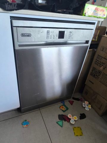 מדיח כלים של De'Longhi