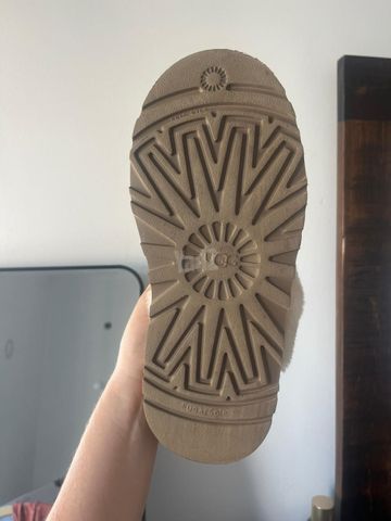 נעלי פלטפורמה UGG DISQUETTE