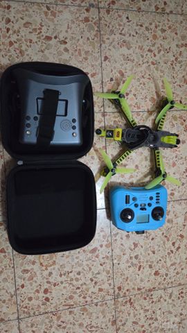 רחפן FPV