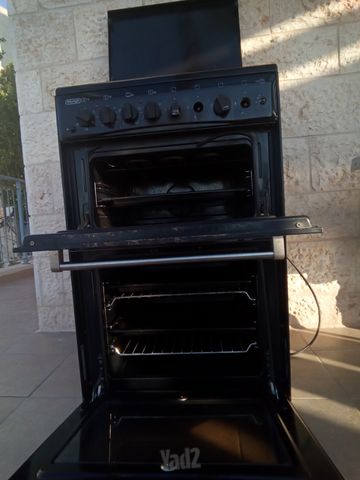 תנור עם כיריים