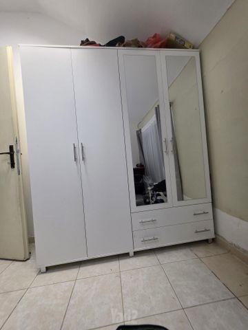 ארון 4 דלתות