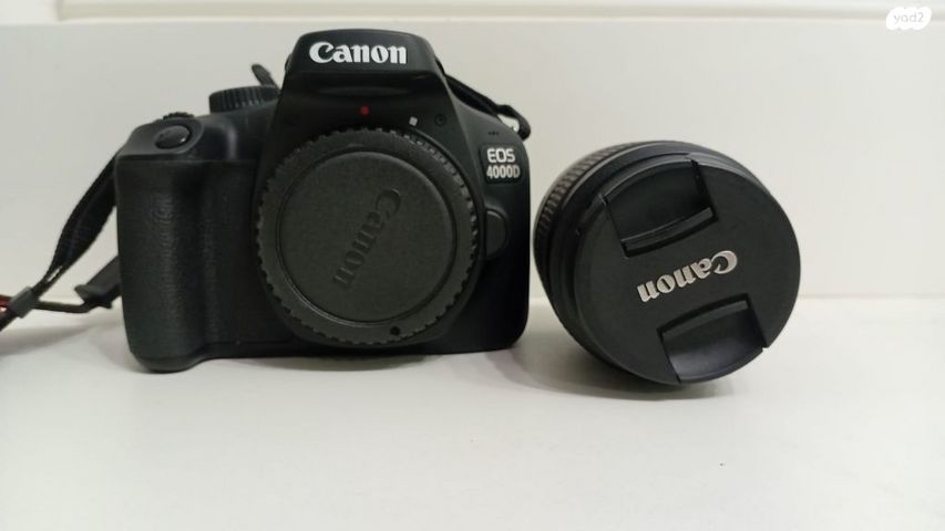 Canon EOS 4000D