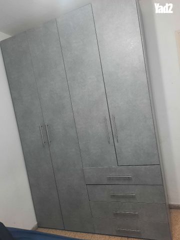 ארון גדול