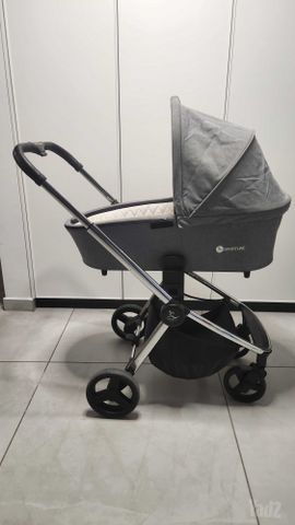 עגלת תינוק