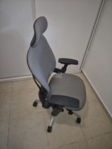 כיסא משרד steelcase leap v2