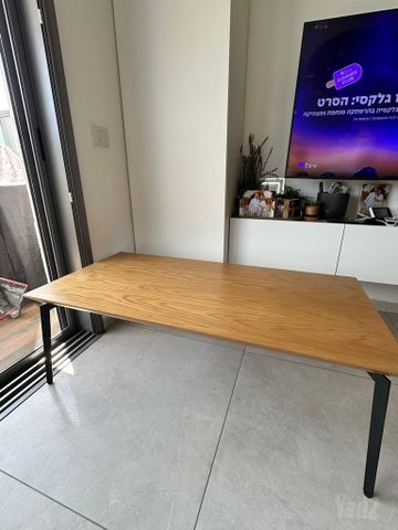 שולחן לסלון
