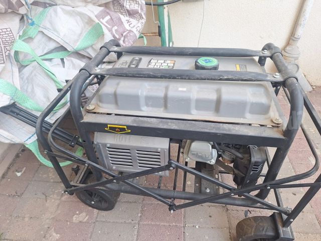 גנרטור AVR 3200w hunter