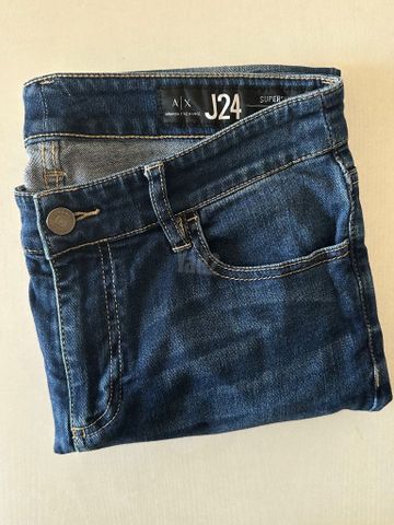 ARMANI EXCHANGE J24