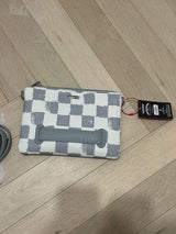 תיק sprayground
