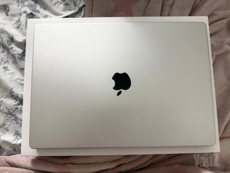 NEW! MacBook 1M Pro 32gb