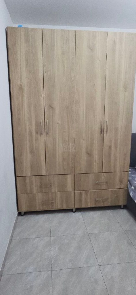 ארון בגדים