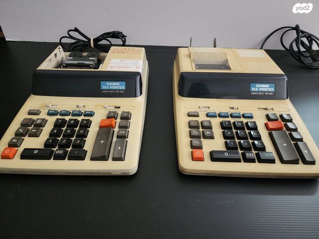 2 מכונת חישוב Casio