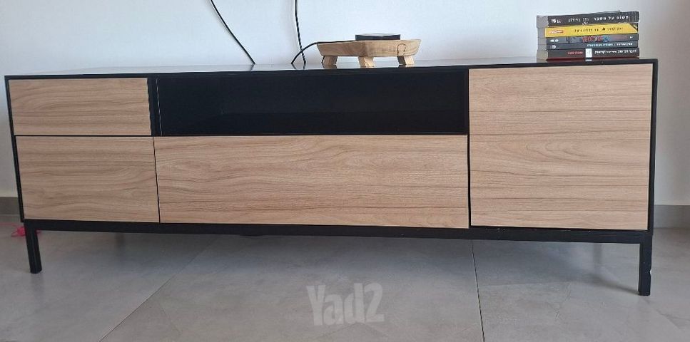 מזנון עץ