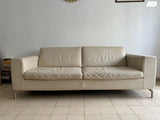 ספת עור של  NATUZZI