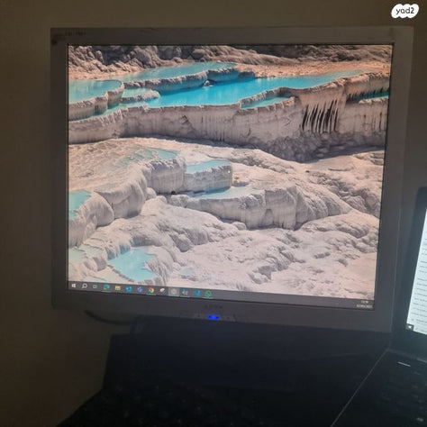 מסך מחשב 19 אינץ