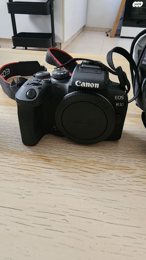 Canon R10 & 18-150mm kit lens