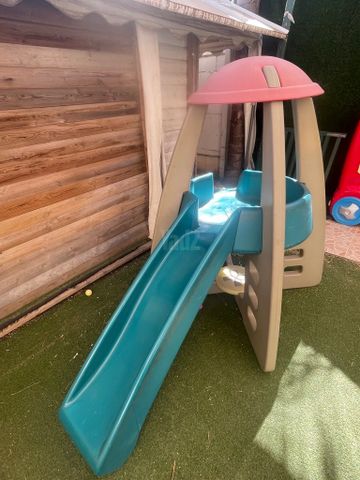 מתקן חצר של step 2