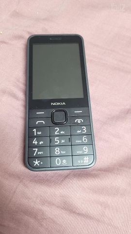 נוקיה 235