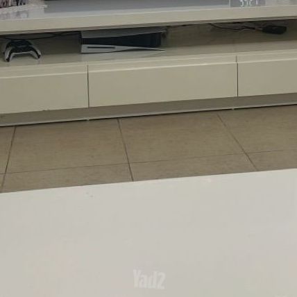 מזנון + שולחן לסלון