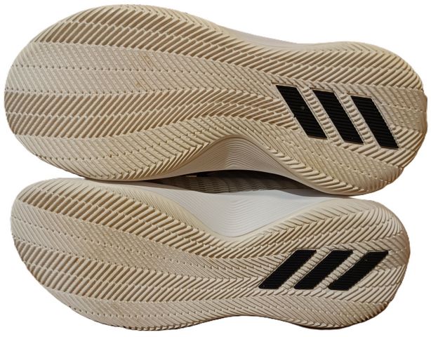 נעלי ספורט Adidas Pro Elevate