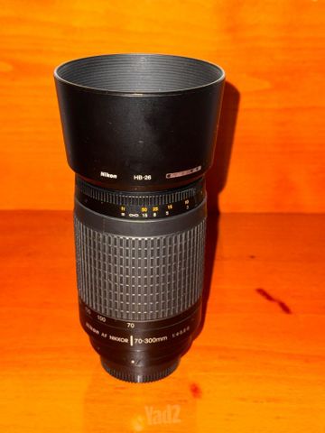 עדשת טלפוטו 70-300mm