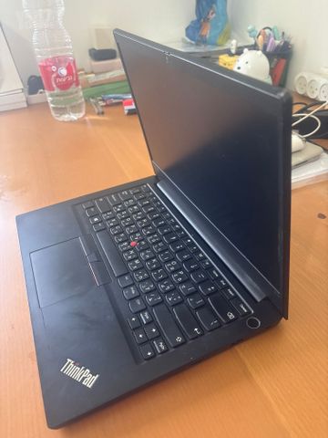 Thinkpad lenovoE14 i3 דור 10