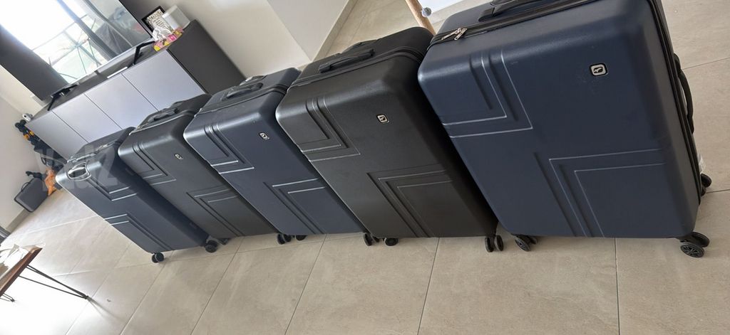 מזוודה XL 77x54x29