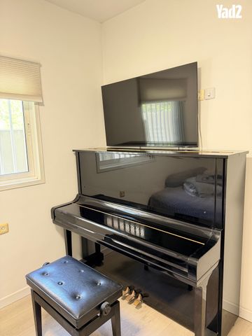 פסנתר yamaha u3