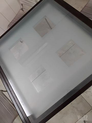 שולחן