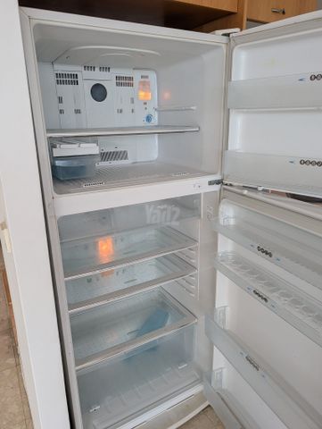 מקרר שארפ