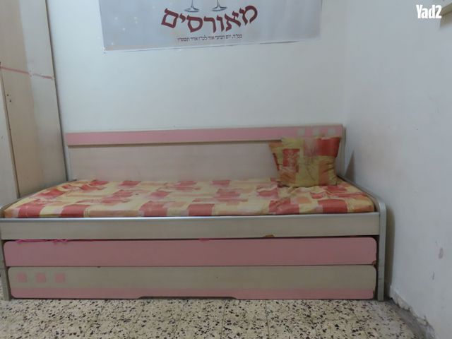 מיטת נוער