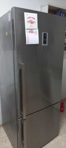 מקרר BLOMBERG KND992X 402 LITR