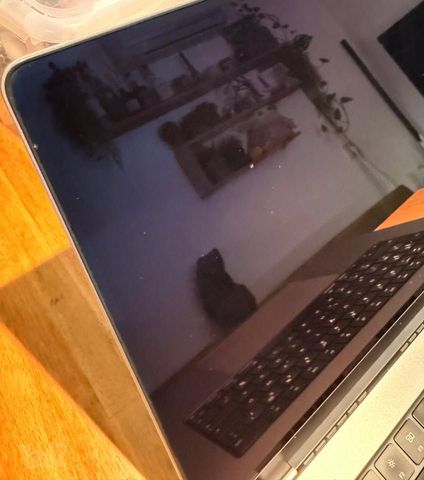 MacBook Pro 16 M2 Pro 16GB 1TB