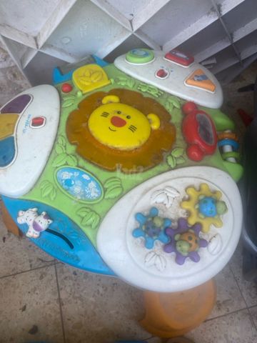 שולחן פעילות