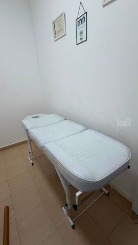 מיטת קוסמטיקה