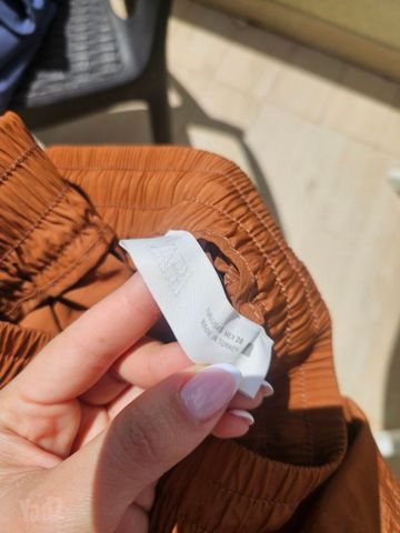 שורט חדש של ZARA