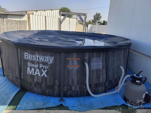 בריכה עגולה bestway