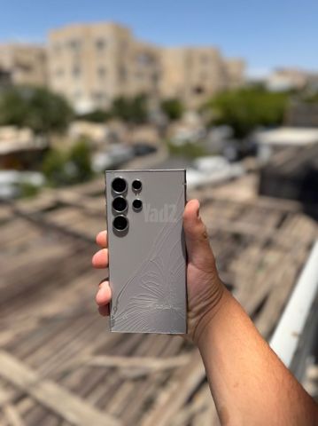 256 ג״ב S24 אולטרה