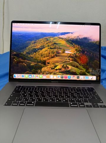 מקבוק פרו MacBook Pro