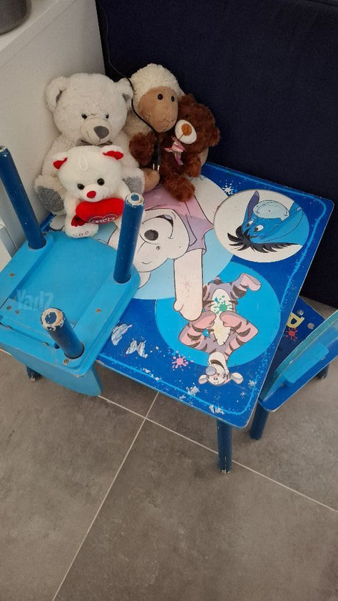 שולחן ילדים