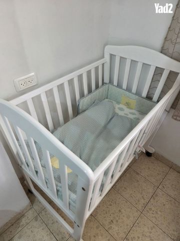 מיטת תינוק