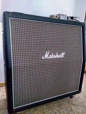 Marshall 1960ax cab