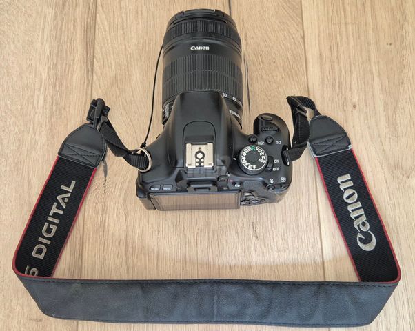 Canon 600D ועדשת EF-S 18–135