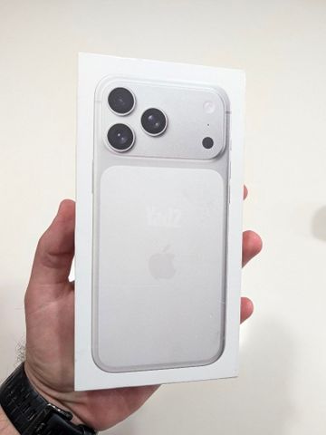 Iphone pro max 17 256 GB