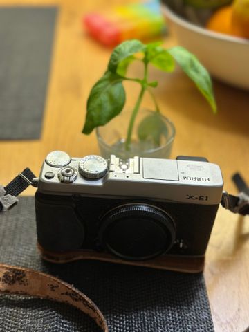 פוגי׳יפילם XE1 FUJIFILM