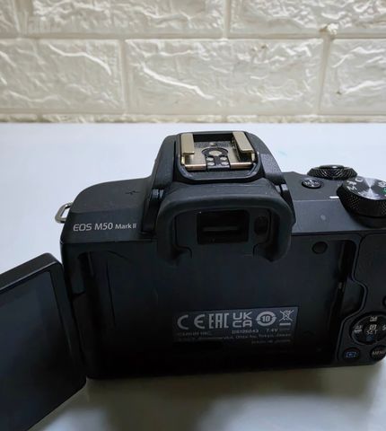 מצלמת canon m50 mark ii