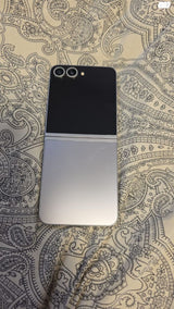 Galaxy z flip 6