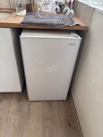 מקרר קטן