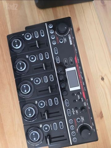 Boss RC-505 MKII - לופר מקצועי