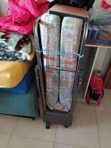 מיטה מתקפלת